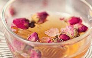 玫瑰花红枣枸杞茶 改善女性气血的花茶