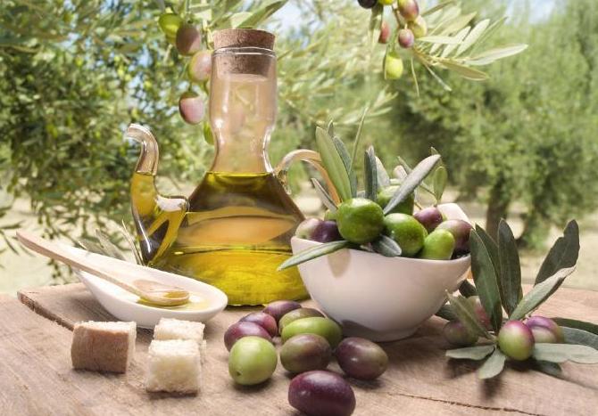 橄榄油的护发方法