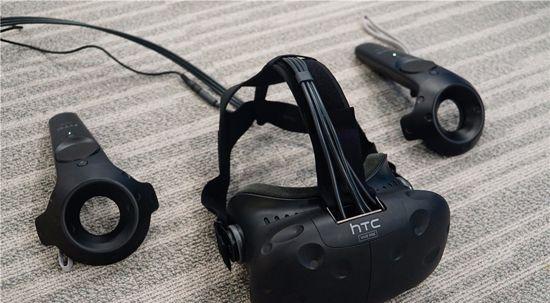 HTC Vive位置追踪芯片面世 未来VR头显之路