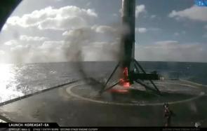 SpaceX今年第16次发射，并且成功回收火箭 一起来看看