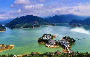 你知道东江湖旅游应该注意哪些吗？它的价格又是多少？