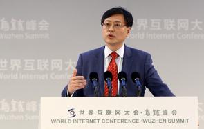 杨元庆表示要让PC跟手机一样永远在线