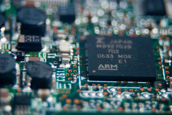 ARM承认芯片存安全漏洞，安卓iOS设备都有影响！