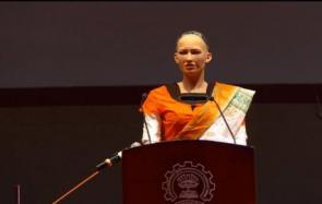 揭秘＂奥黛丽赫本＂机器人首访印度 还拒绝了人类的求婚