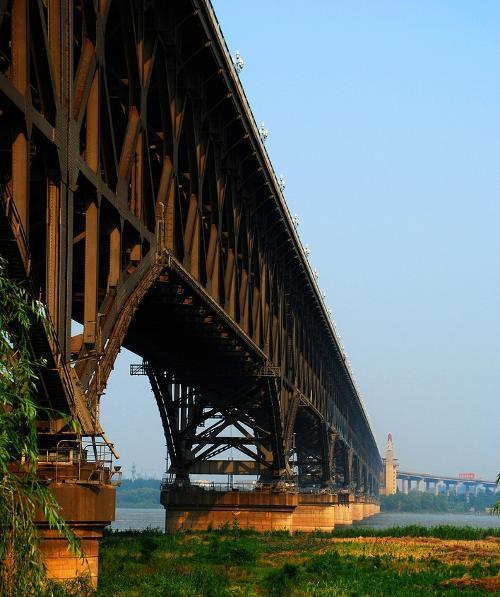 南京长江大桥全长