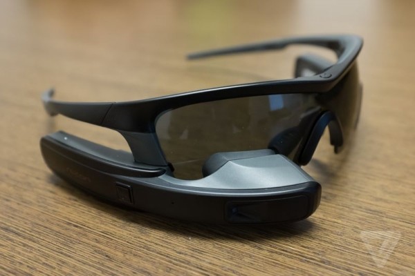 Recon Jet：运动员版的Google Glass
