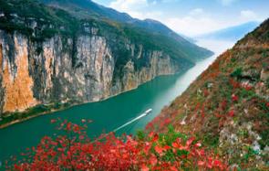 长江三峡30个最佳旅游新景观之一：瞿塘峡