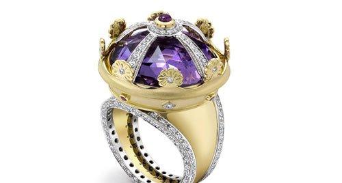 18克拉黄白K金镶紫水晶钻石红宝石皇冠戒指，16,700镑 