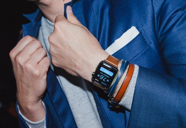 时尚界人士怎么看Apple Watch，来看看他们秀的照片