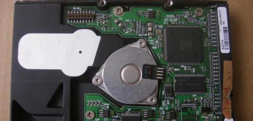 硬盘电路板的常见故常及其维修方法